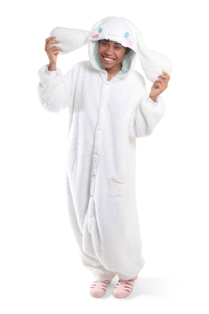 Cinnamon roll sanrio discount pajamas
